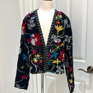 Chico’s Embroidered Black Floral Embroidered Jacket cotton size 0 Small